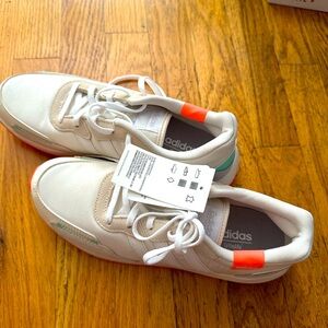 Adidas women’s sneaker size 7.5 smoke free pet free home